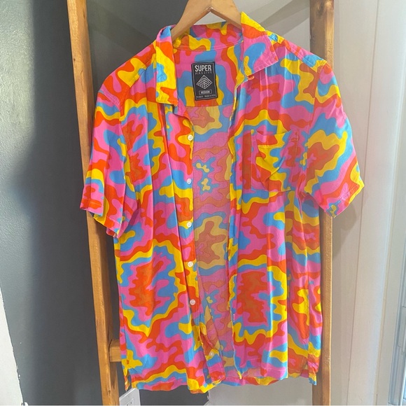 Groovy Button Up Top - Picture 4 of 6